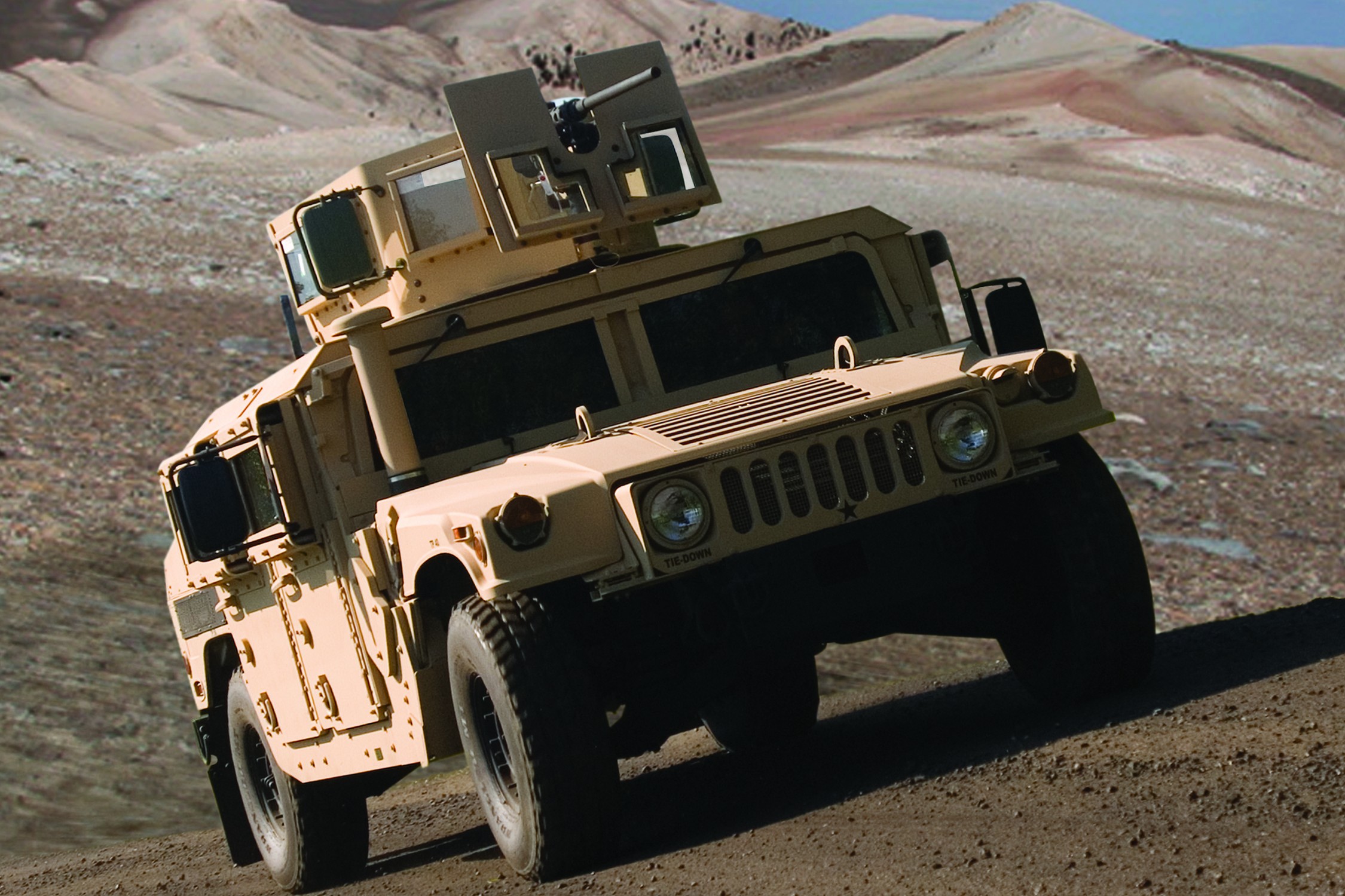 AM General ha recibido 733 millones de dólares para producir el Humvee de capacidad ampliada para el Ejército de EE.UU. AM General ha recibido 733 millones de dólares para producir el Humvee de capacidad ampliada para el Ejército de EE.UU.