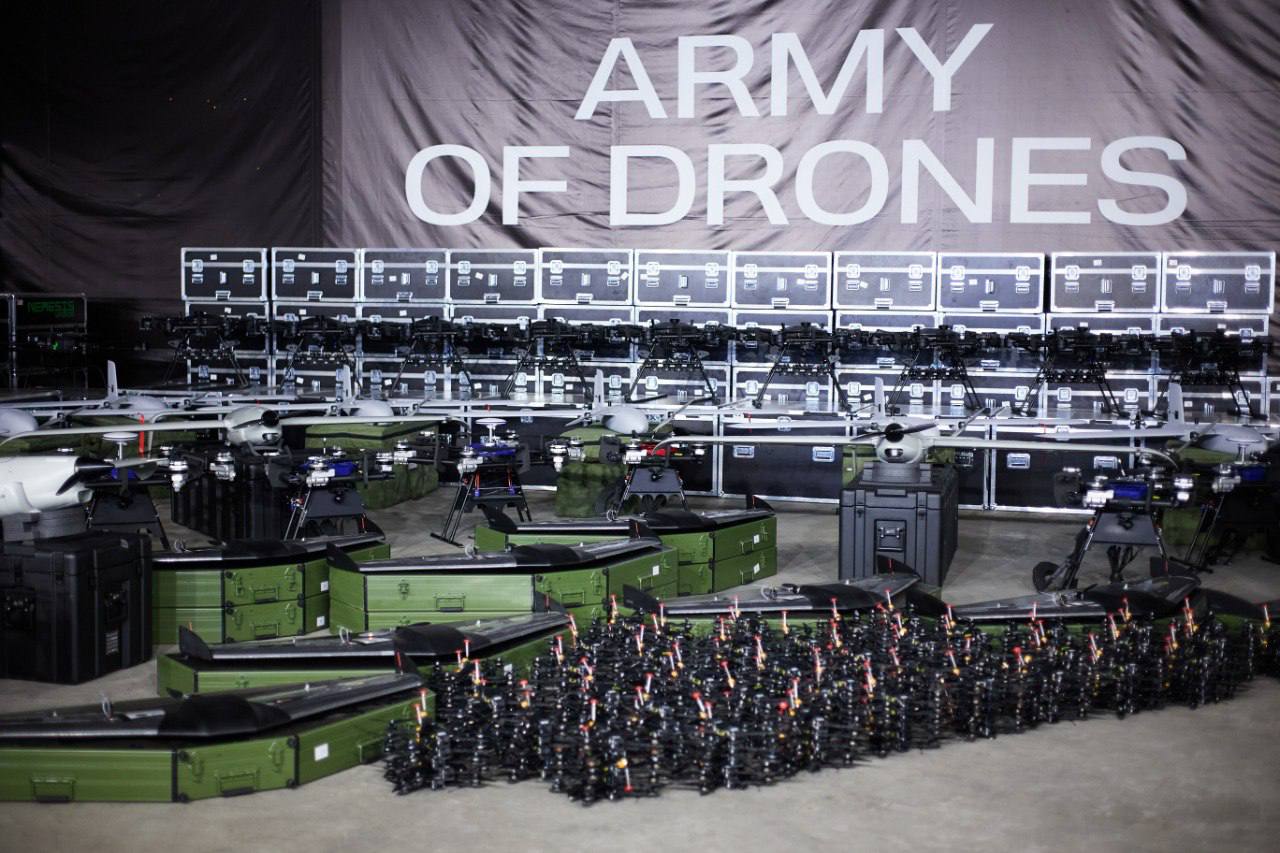 El "Ejército de los Drones" entregó 2.000 drones de fabricación ucraniana a las AFU El "Ejército de los Drones" entregó 2.000 drones de fabricación ucraniana a las AFU