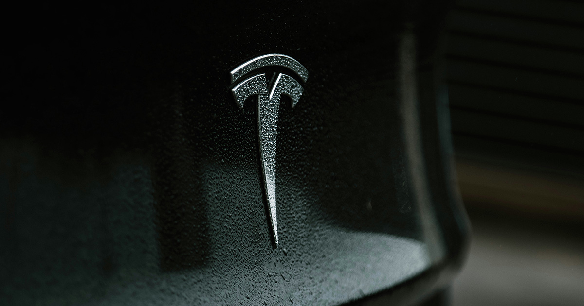 Tesla ha vivido su peor día en bolsa desde 2020: sus acciones caen un 15 Tesla ha vivido su peor día en bolsa desde 2020: sus acciones caen un 15