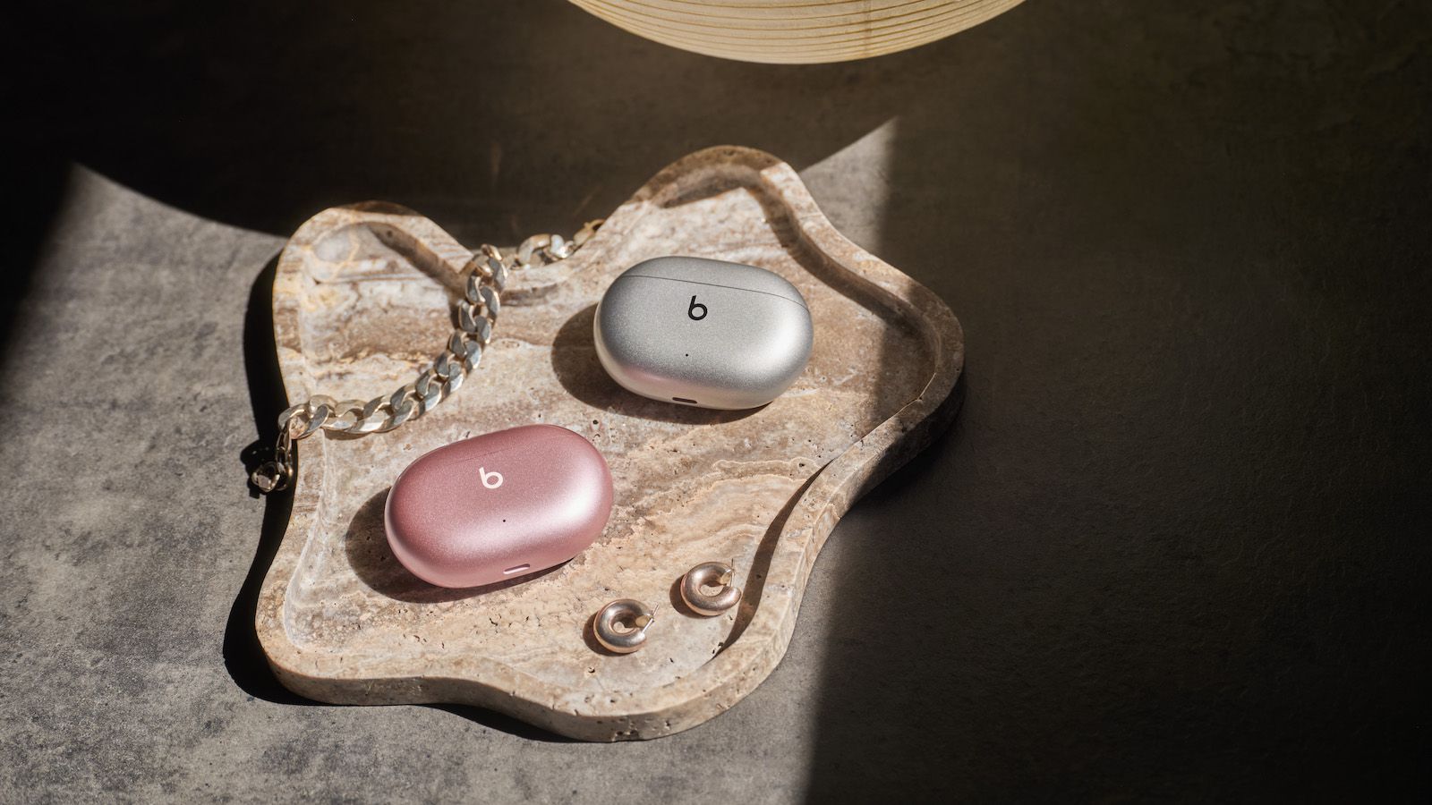 Apple ha empezado a vender los Beats Studio Buds+ en colores Cosmic Silver y Cosmic Pink Apple ha empezado a vender los Beats Studio Buds+ en colores Cosmic Silver y Cosmic Pink
