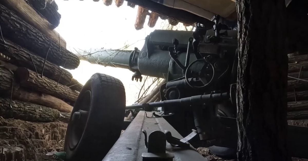 Los rusos empezaron a usar cañones D-74 de los años 50 Los rusos empezaron a usar cañones D-74 de los años 50