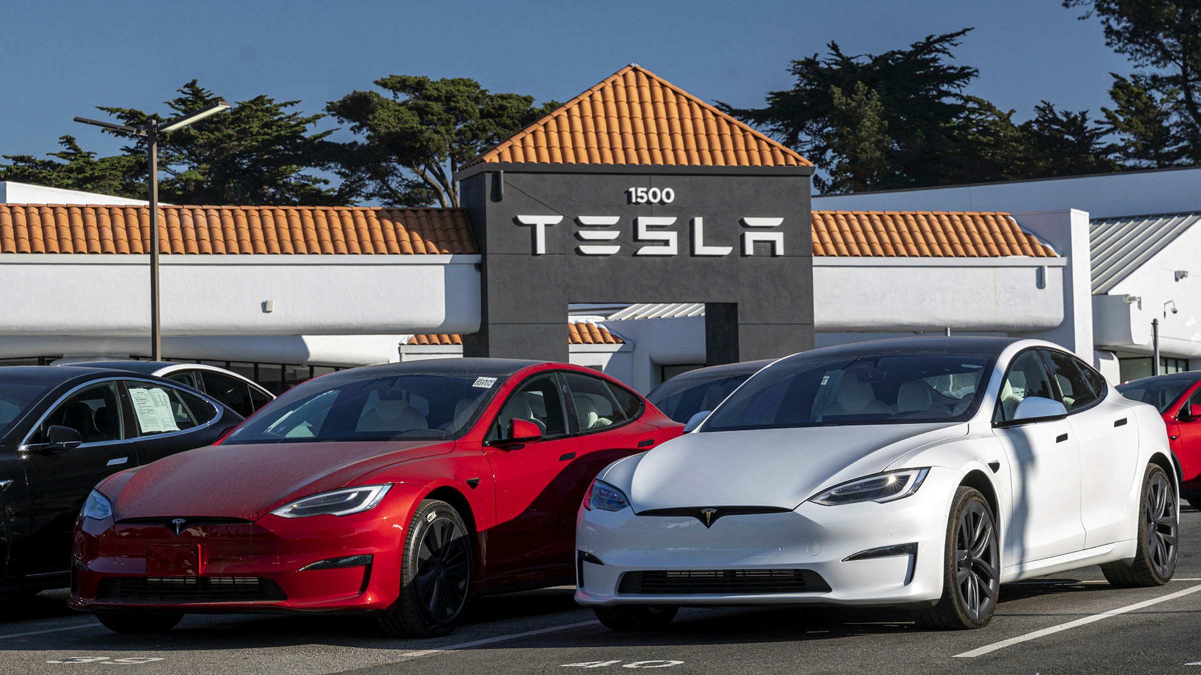 Tesla dio acceso gratuito al piloto automático mejorado durante 30 días Tesla dio acceso gratuito al piloto automático mejorado durante 30 días