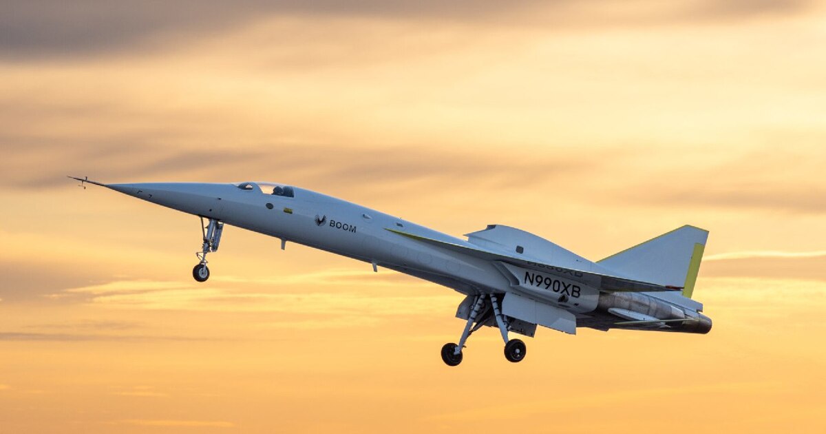 El prototipo de avión supersónico Boom Supersonic realiza con éxito su vuelo inaugural