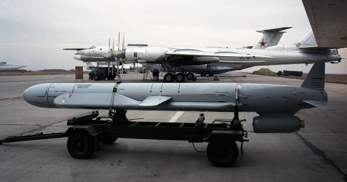 Gran Bretaña confirma que Rusia está bombardeando ciudades ucranianas con misiles estratégicos Kh-55 con ojivas nucleares simuladas Gran Bretaña confirma que Rusia está bombardeando ciudades ucranianas con misiles estratégicos Kh-55 con ojivas nucleares simuladas