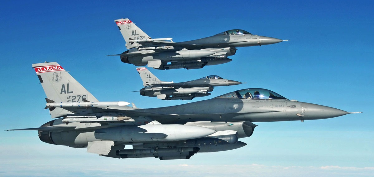 EE.UU. aún no tiene previsto renunciar a los cazas F-16 Fighting Falcon de cuarta generación EE.UU. aún no tiene previsto renunciar a los cazas F-16 Fighting Falcon de cuarta generación