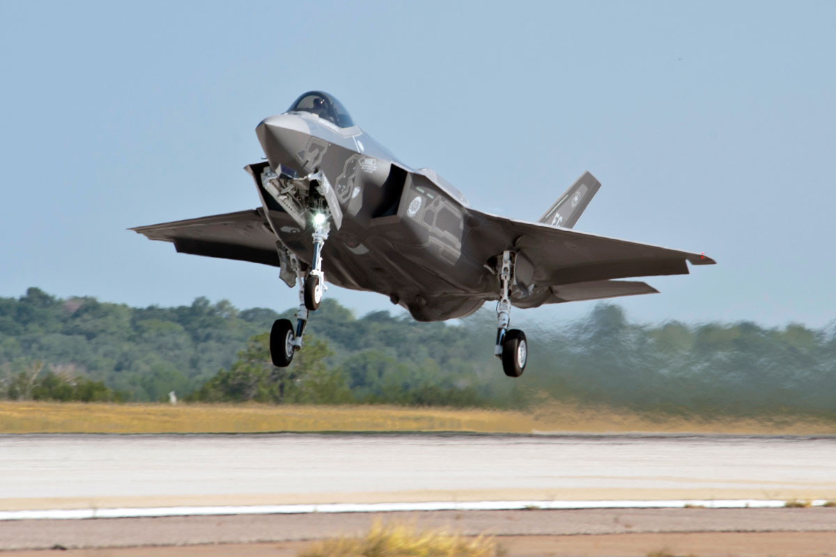 Los cazas estadounidenses F-35 Lightning II se desplegarán por primera vez en Dinamarca Los cazas estadounidenses F-35 Lightning II se desplegarán por primera vez en Dinamarca