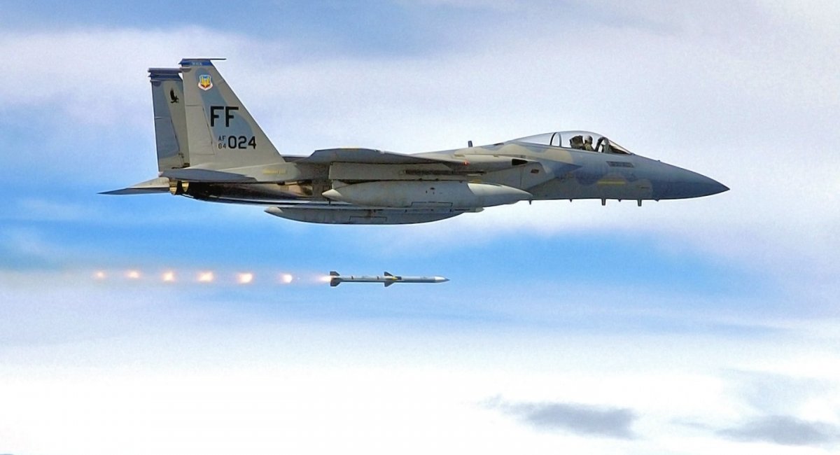 Raytheon recibe 1.150 millones de dólares para producir misiles AIM-120 AMRAAM para EE.UU., Ucrania, Reino Unido, Países Bajos y otros 15 países Raytheon recibe 1.150 millones de dólares para producir misiles AIM-120 AMRAAM para EE.UU., Ucrania, Reino Unido, Países Bajos y otros 15 países
