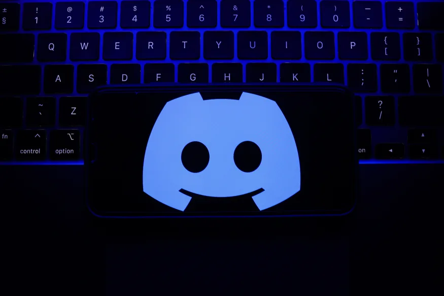 Discord prohíbe la distribución de imágenes de abusos a menores generadas por inteligencia artificial Discord prohíbe la distribución de imágenes de abusos a menores generadas por inteligencia artificial