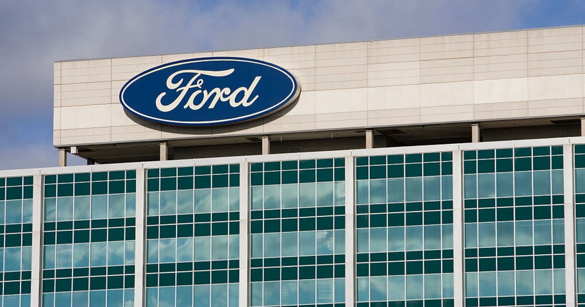 Ford aparca los coches eléctricos y apuesta por los híbridos Ford aparca los coches eléctricos y apuesta por los híbridos