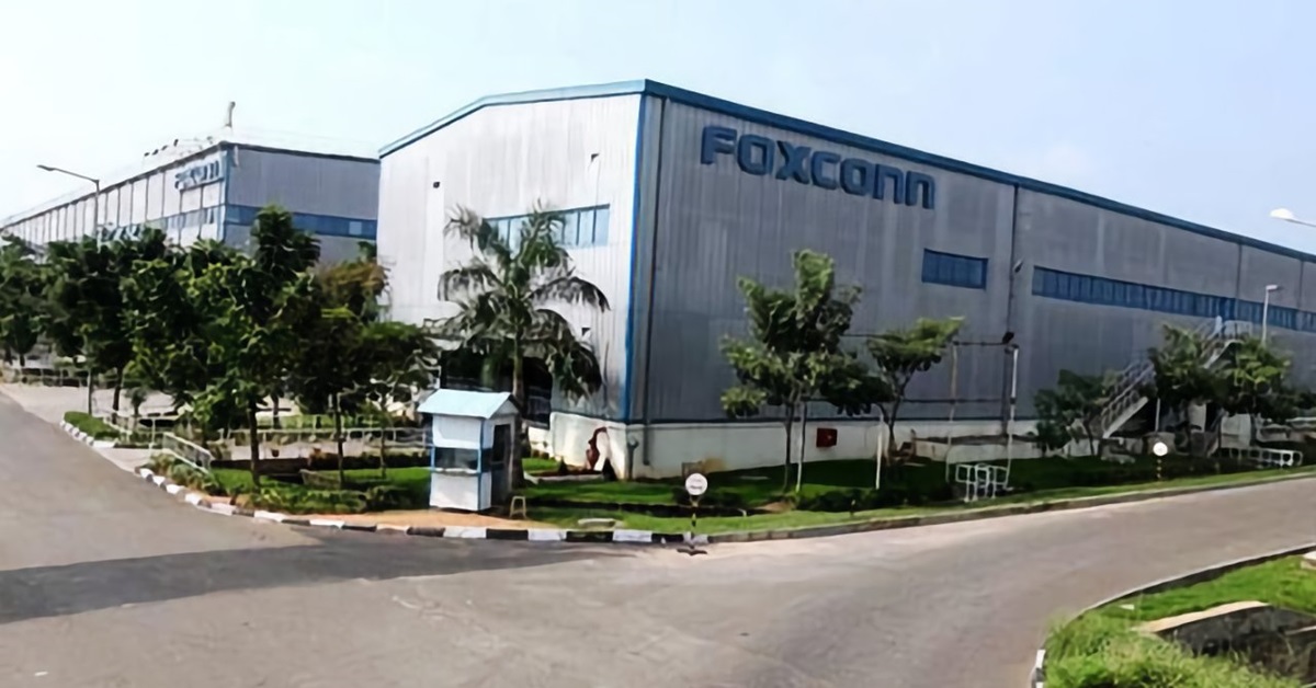 Foxconn invertirá otros 1.000 millones de dólares en construir una nueva fábrica en la India para atender los pedidos de Apple Foxconn invertirá otros 1.000 millones de dólares en construir una nueva fábrica en la India para atender los pedidos de Apple