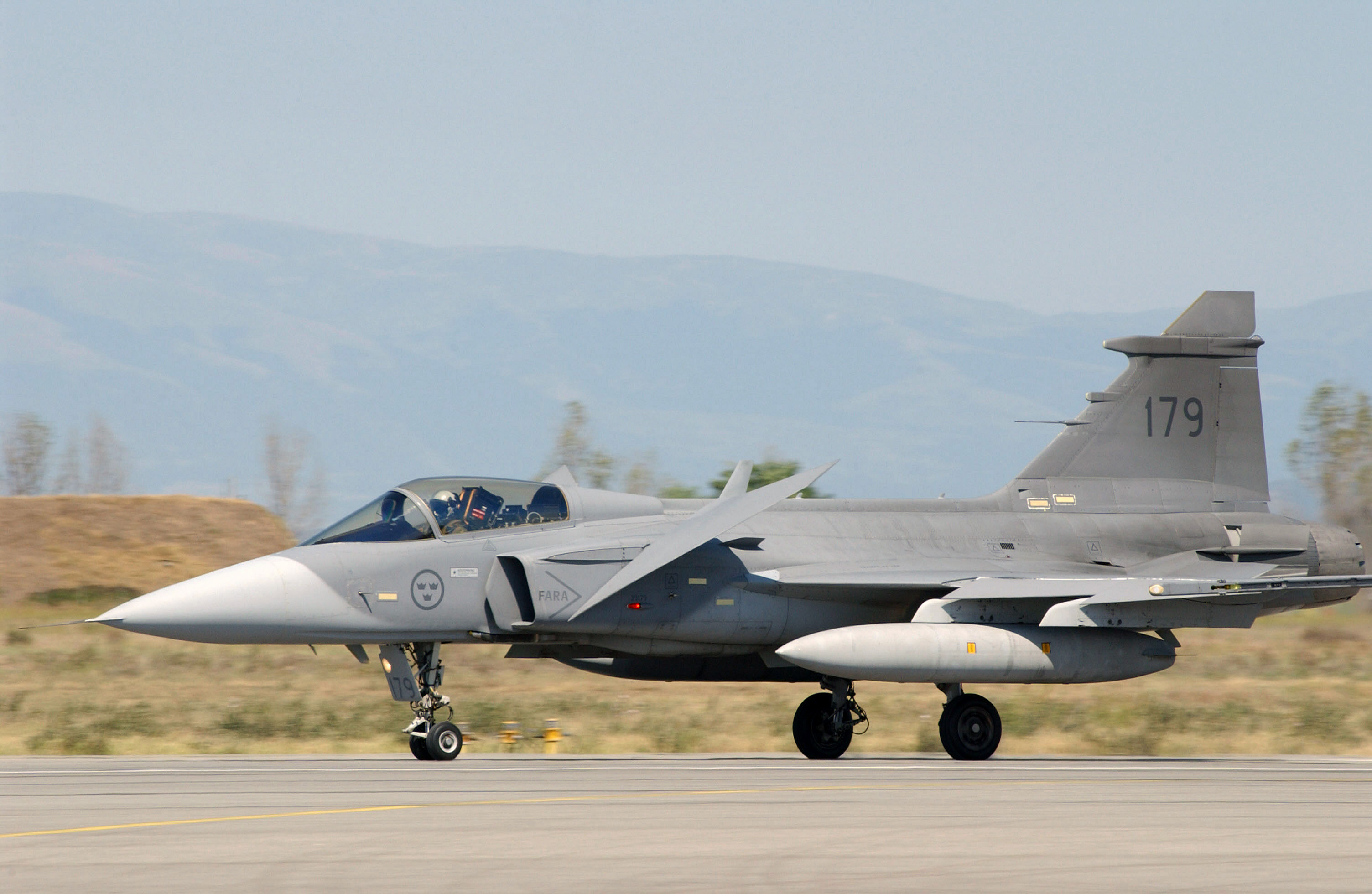 Todavía no, pero: Suecia quiere dejar abierta la posibilidad de transferir sus cazas Gripen a Ucrania Todavía no, pero: Suecia quiere dejar abierta la posibilidad de transferir sus cazas Gripen a Ucrania