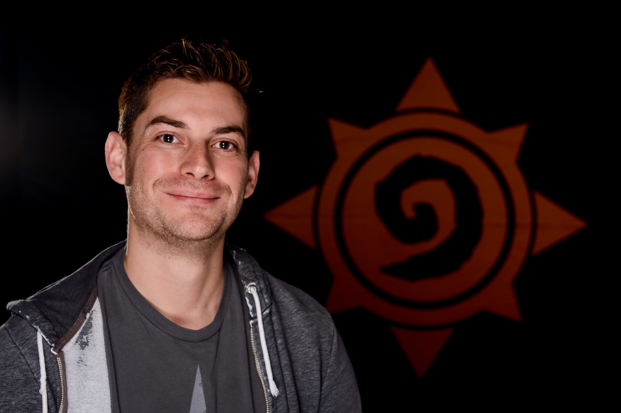 El director del juego de Hearthstone abandona Blizzard El director del juego de Hearthstone abandona Blizzard