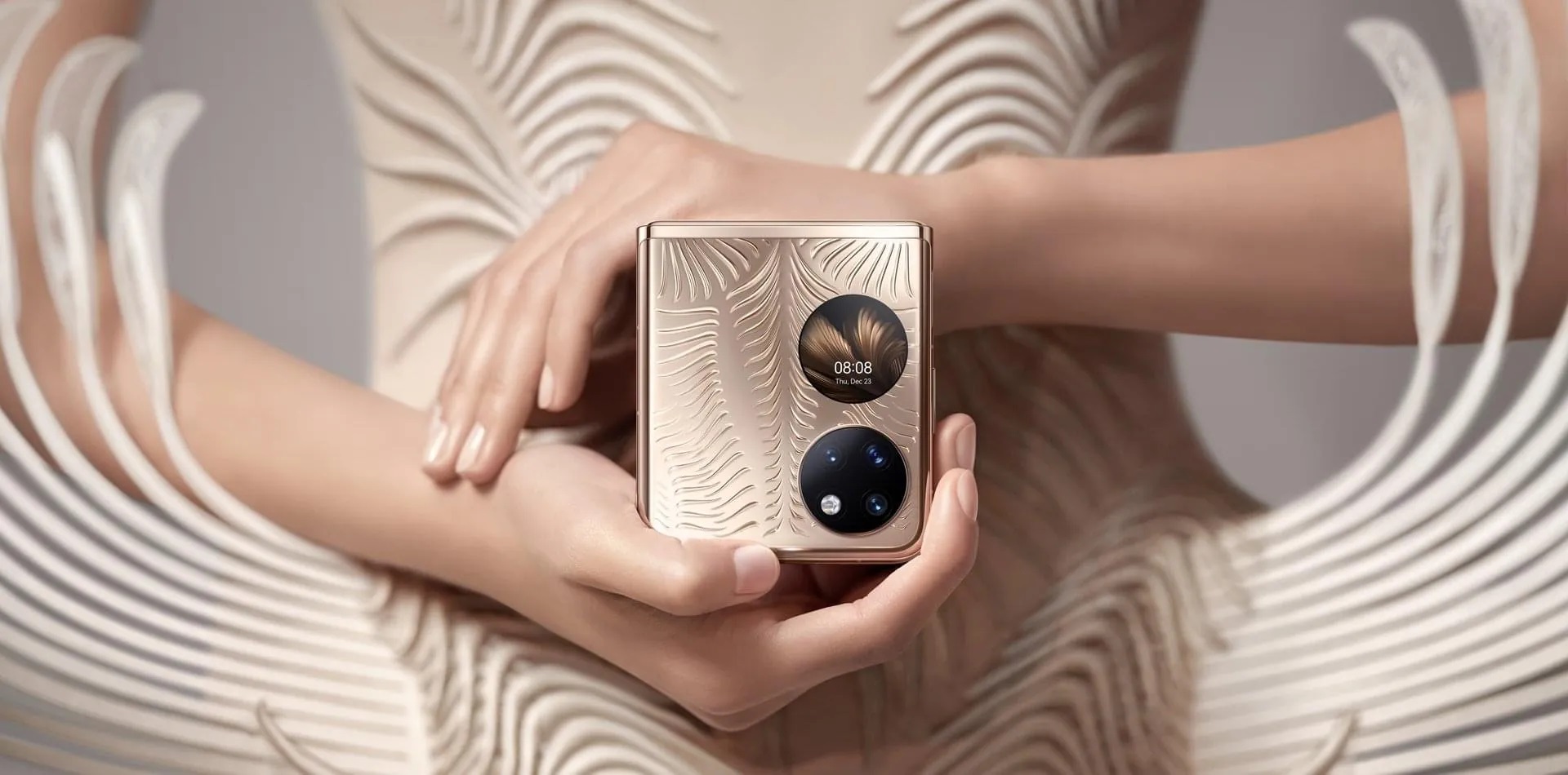 Huawei presenta un nuevo smartphone plegable junto a la serie Mate 60 Huawei presenta un nuevo smartphone plegable junto a la serie Mate 60