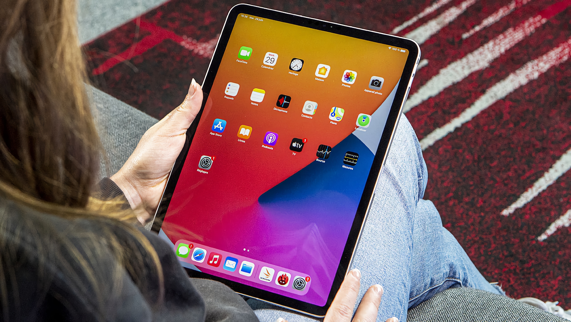 Bloomberg: Apple está trabajando en un iPad Pro de 15 pulgadas, se convertirá en el centro del hogar inteligente de la compañía Bloomberg: Apple está trabajando en un iPad Pro de 15 pulgadas, se convertirá en el centro del hogar inteligente de la compañía