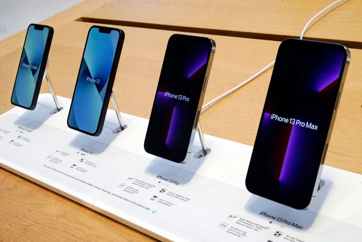 Apple lanza una producción de prueba de teléfonos inteligentes en India para abordar la escasez de iPhone 13 Apple lanza una producción de prueba de teléfonos inteligentes en India para abordar la escasez de iPhone 13