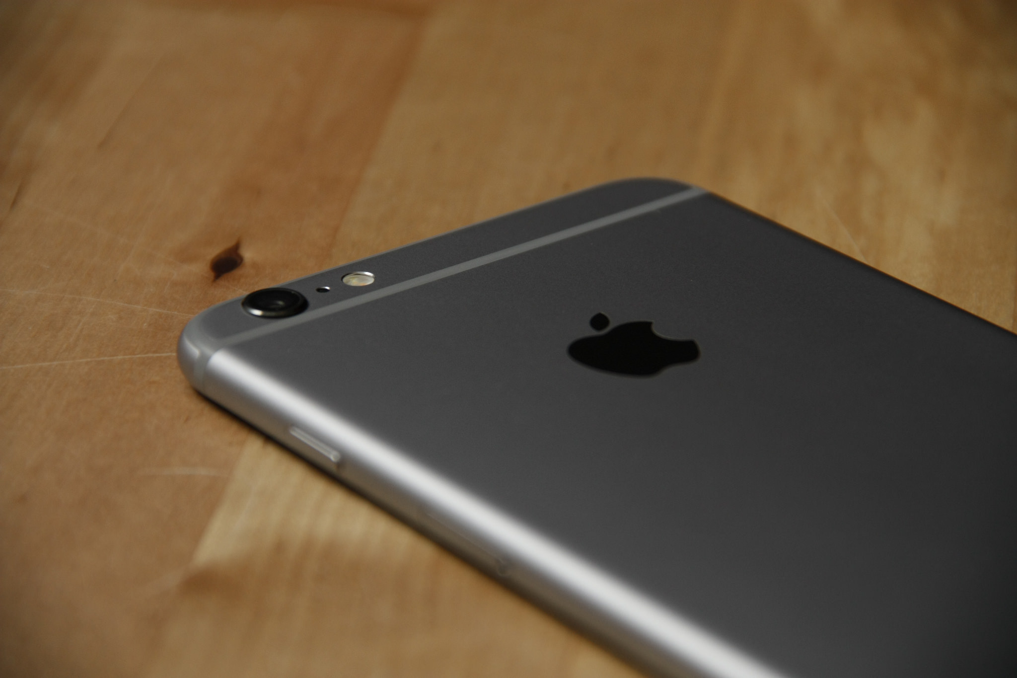 A fin de mes, Apple "enterrará" el iPhone 6 Plus. Pero aún no del todo A fin de mes, Apple "enterrará" el iPhone 6 Plus. Pero aún no del todo