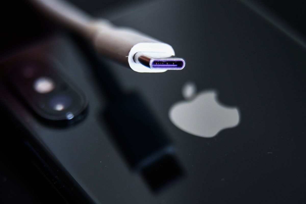 Ming-Chi Kuo: el iPhone 15 pasará a USB-C con carga más rápida, pero solo funcionará con cables certificados Ming-Chi Kuo: el iPhone 15 pasará a USB-C con carga más rápida, pero solo funcionará con cables certificados