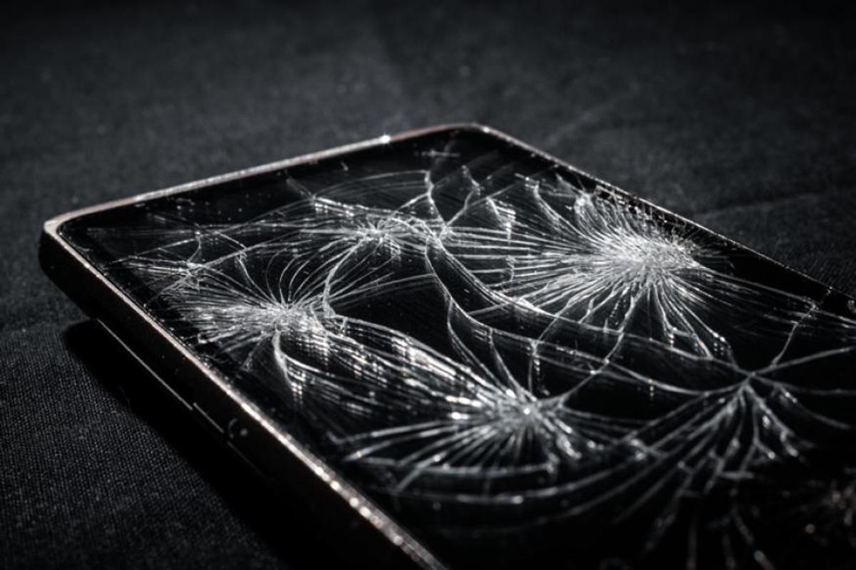 Analistas: en los próximos 5 años aparecerán en el mercado smartphones con pantallas capaces de "autorrepararse" Analistas: en los próximos 5 años aparecerán en el mercado smartphones con pantallas capaces de "autorrepararse"
