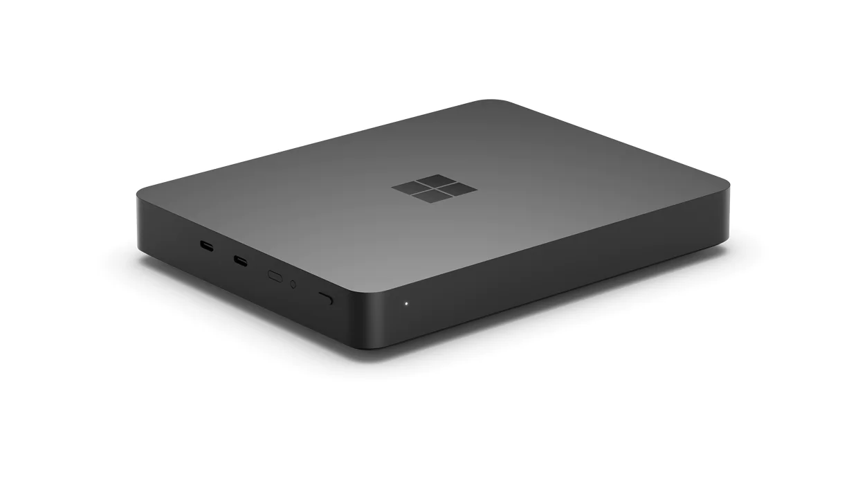 Microsoft presentó su homólogo Mac Mini con procesador ARM por 599 dólares Microsoft presentó su homólogo Mac Mini con procesador ARM por 599 dólares