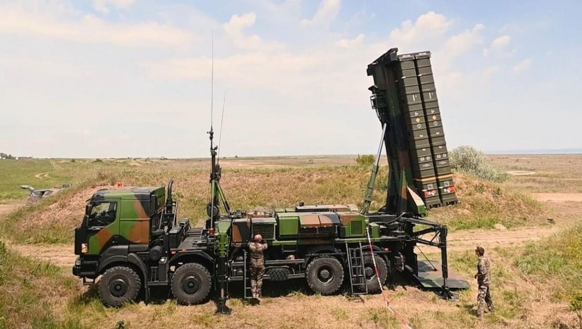 Ucrania recibe el sistema de defensa antiaérea SAMP/T que, junto con Patriot, derribará misiles balísticos rusos Ucrania recibe el sistema de defensa antiaérea SAMP/T que, junto con Patriot, derribará misiles balísticos rusos