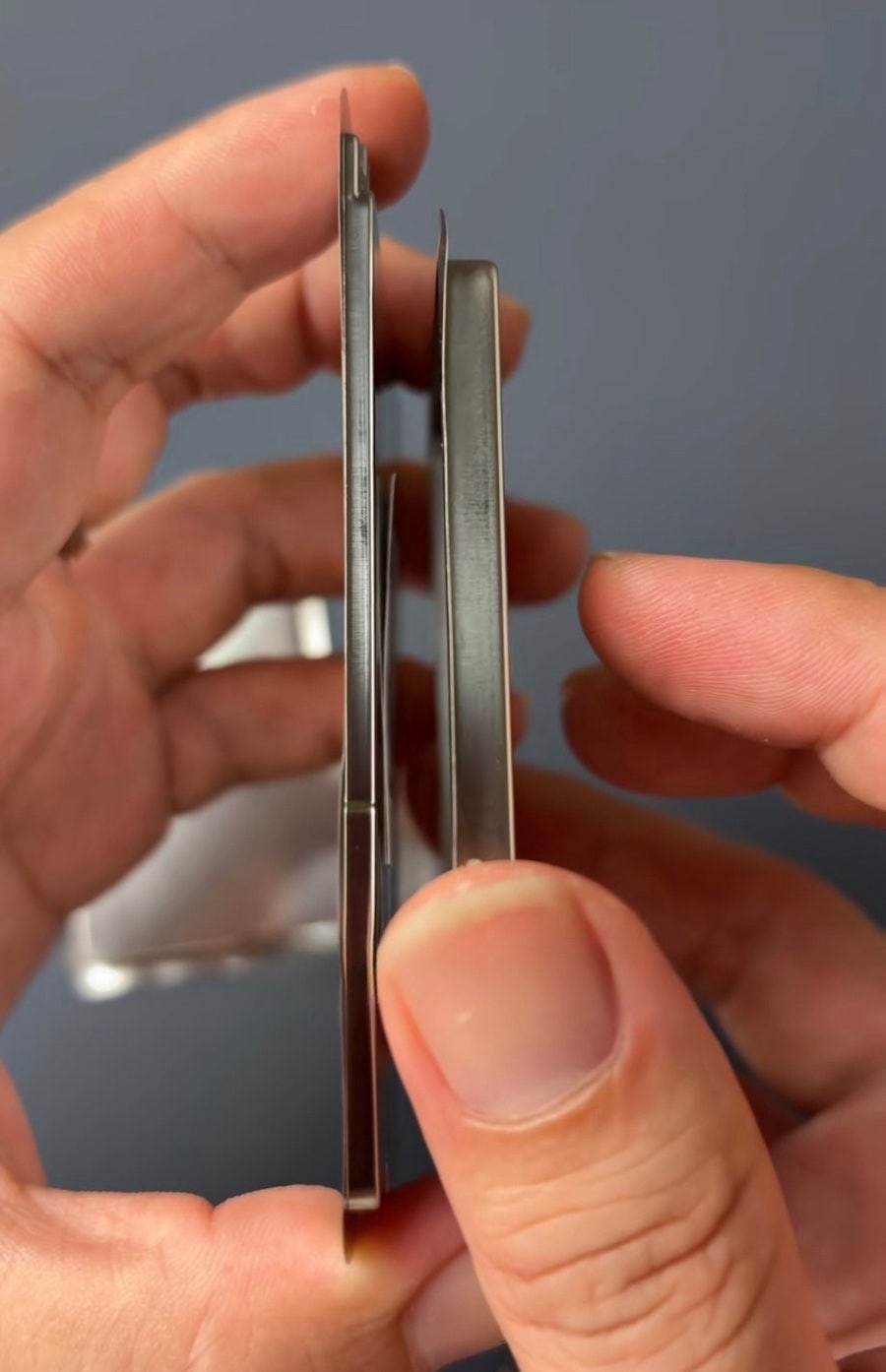 Demasiada carga: comparando el grosor de la batería del iPhone 17 Air y el iPhone 17 Pro