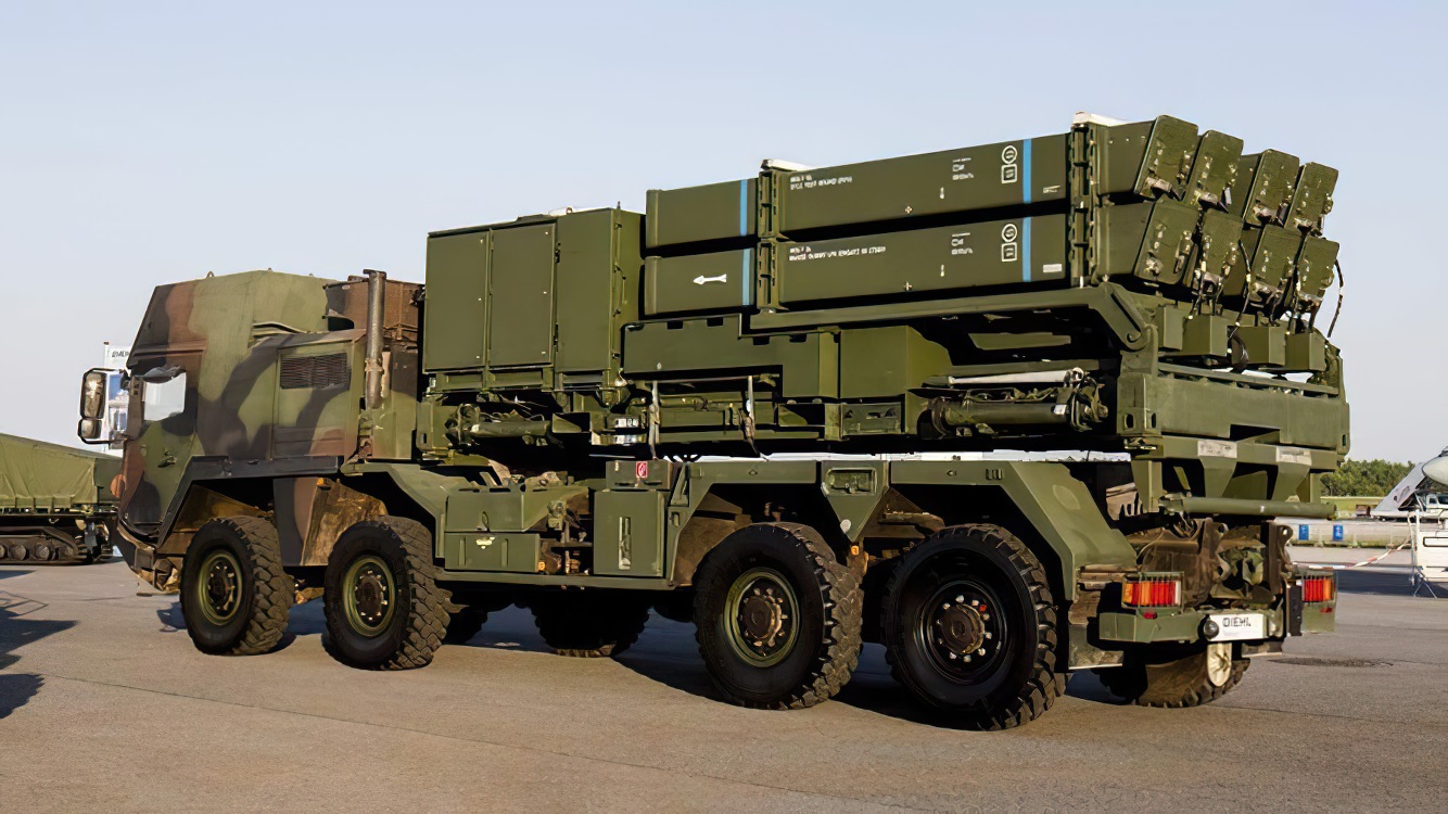 Protección verificada: Una mirada en profundidad al sistema IRIS-T SLM Un gigante tecnológico de la defensa: Cómo IRIS-T SLM está cambiando las reglas del juego