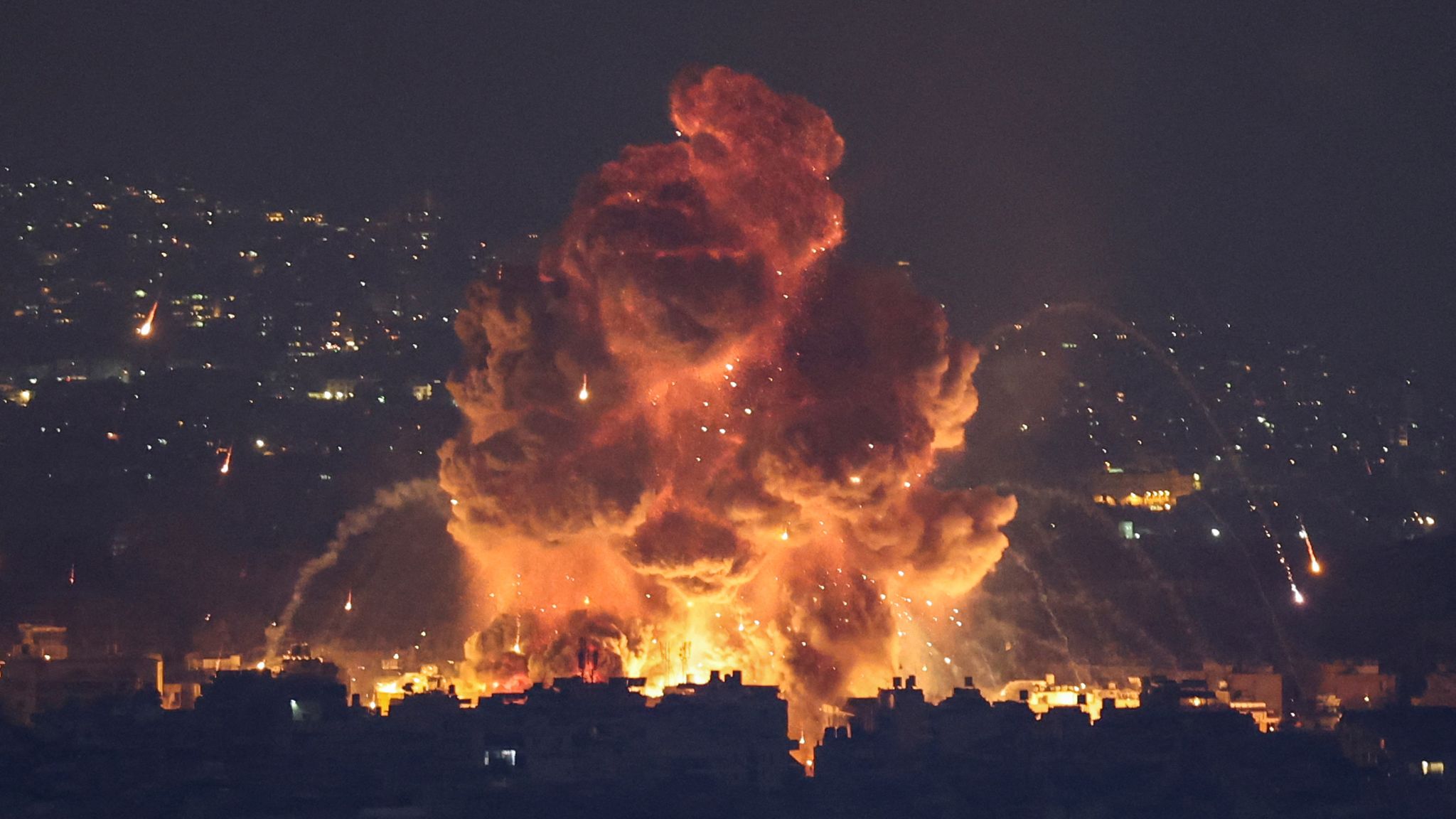 Estados Unidos ofreció a Israel un "paquete de compensación" si se abstiene de atacar determinados objetivos en Irán Estados Unidos ofreció a Israel un "paquete de compensación" si se abstiene de atacar determinados objetivos en Irán
