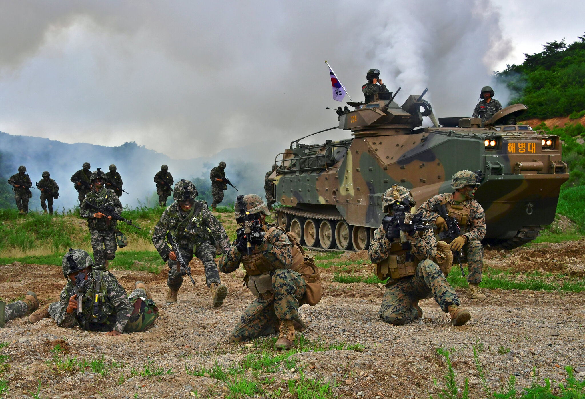 Lanzacohetes y mucha munición: Corea del Sur prepara un paquete de ayuda militar de 3.000.000 de dólares para Ucrania Lanzacohetes y mucha munición: Corea del Sur prepara un paquete de ayuda militar de 3.000.000 de dólares para Ucrania