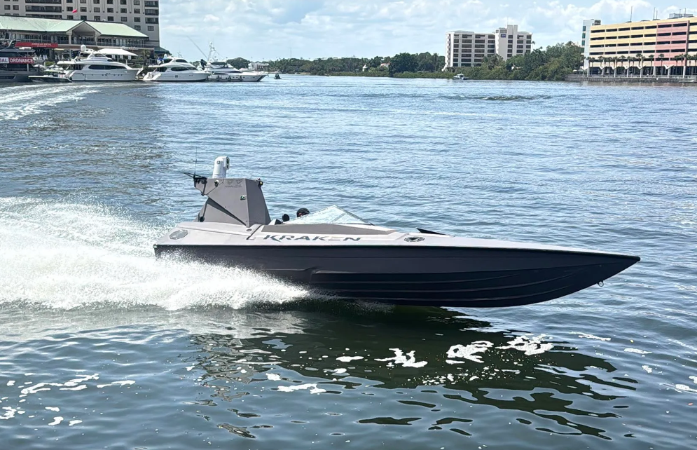 Kraken3 Scout Medium: El futuro de la tecnología en el agua Kraken3 Scout Medium: Una nueva era de drones de superficie en acción