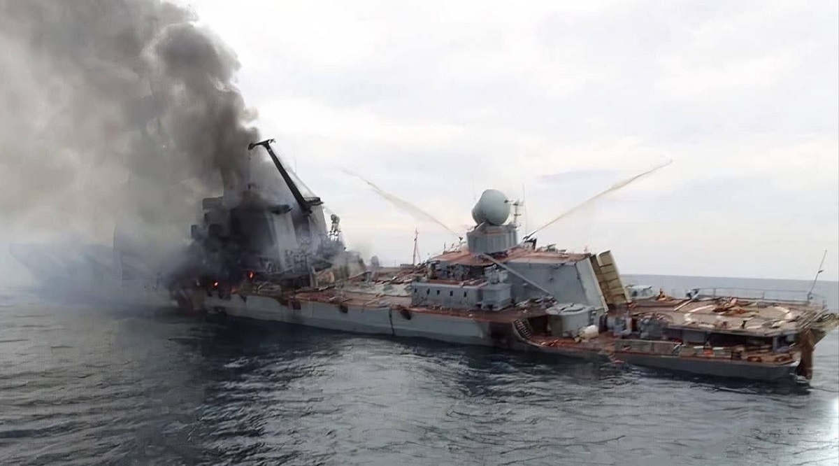 Los misiles antibuque ucranianos Neptun destruyeron el crucero de misiles insignia Moscú, valorado en 750 millones de dólares, durante los lanzamientos de prueba. Los misiles antibuque ucranianos Neptun destruyeron el crucero de misiles insignia Moscú, valorado en 750 millones de dólares, durante los lanzamientos de prueba.