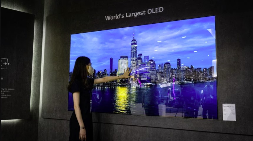 LG Display está presentando una nueva y emocionante tecnología OLED en la conferencia K-Display 2022 que se celebra esta semana en Seúl, Corea del Sur, y LG Electronics está dando el pistoletazo de salida presentando algunos avances significativos en mate LG Display está presentando una nueva y emocionante tecnología OLED en la conferencia K-Display 2022 que se celebra esta semana en Seúl, Corea del Sur, y LG Electronics está dando el pistoletazo de salida presentando algunos avances significativos en mate