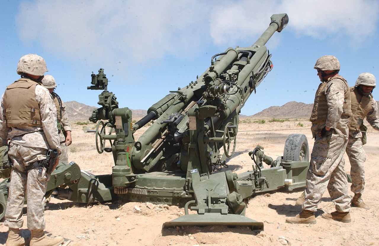 Artillería de los Marines estadounidenses: prueba de la potencia de fuego del M777