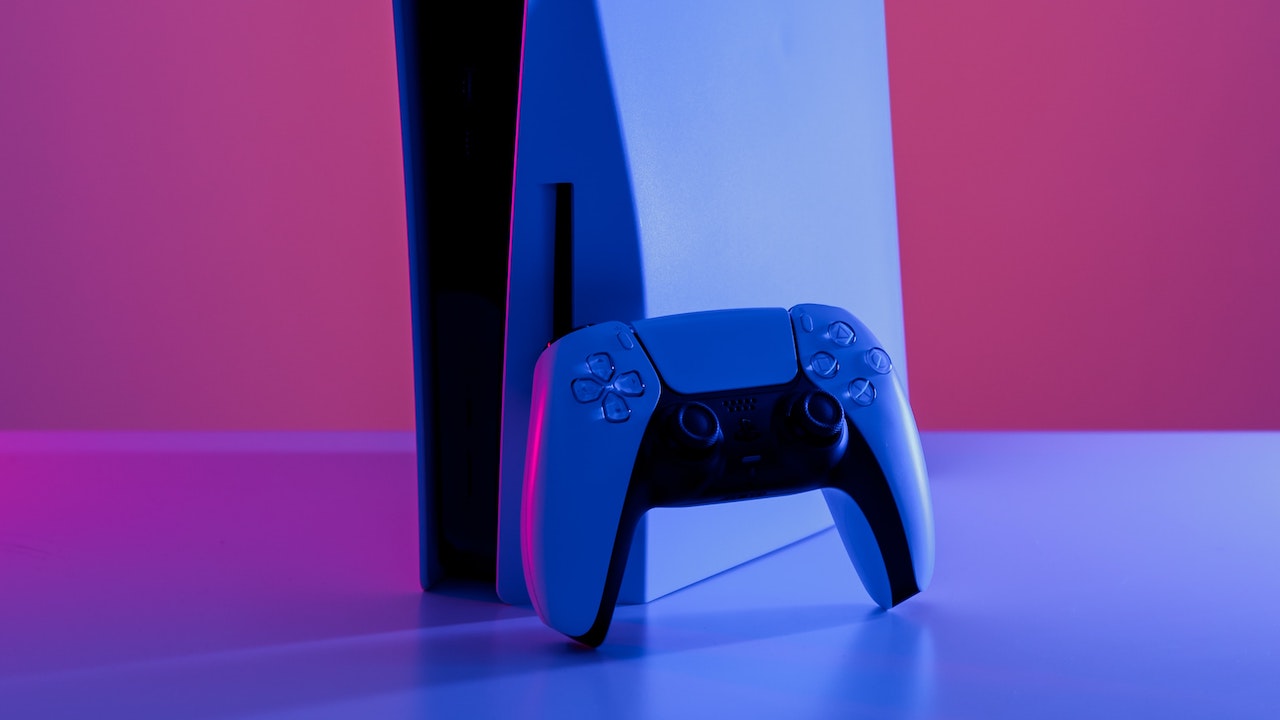 No hay PS5 bajo el árbol de Navidad: Sony produce cada vez menos consolas por la escasez de componentes No hay PS5 bajo el árbol de Navidad: Sony produce cada vez menos consolas por la escasez de componentes
