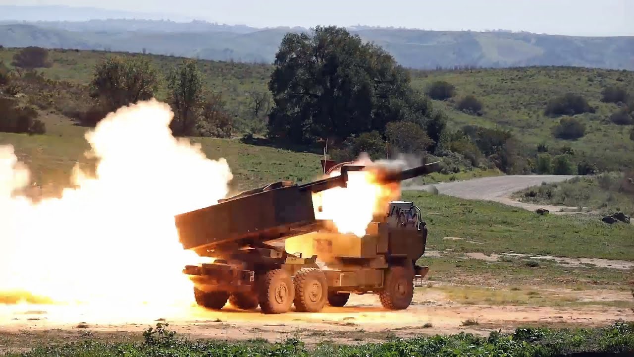 Los sistemas de misiles HIMARS alcanzaron en Ucrania dos unidades de desminado UR-77 "Serpent Gorynych", un mortero Pion, un cañón Hyacinth-S y un obús Acacia. Los sistemas de misiles HIMARS alcanzaron en Ucrania dos unidades de desminado UR-77 "Serpent Gorynych", un mortero Pion, un cañón Hyacinth-S y un obús Acacia.