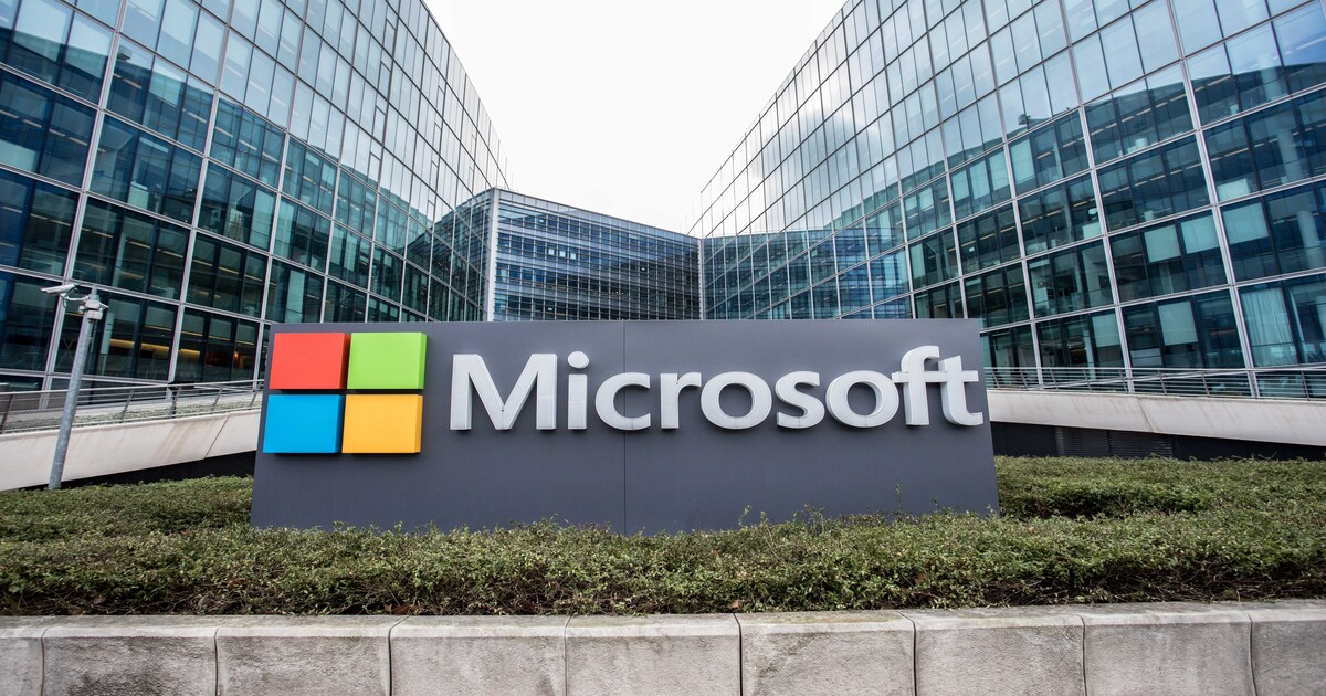 Microsoft planea invertir más de 2.000 millones de dólares en IA Microsoft planea invertir más de 2.000 millones de dólares en IA