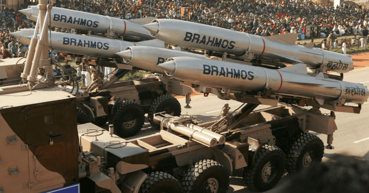 India podría comprar misiles BrahMos y otras armas por valor de 4.000 millones de dólares India podría comprar misiles BrahMos y otras armas por valor de 4.000 millones de dólares