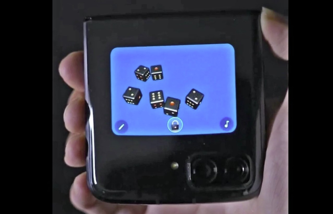 Un vídeo oficial muestra la pantalla más grande del Motorola Razr 3 Un vídeo oficial muestra la pantalla más grande del Motorola Razr 3