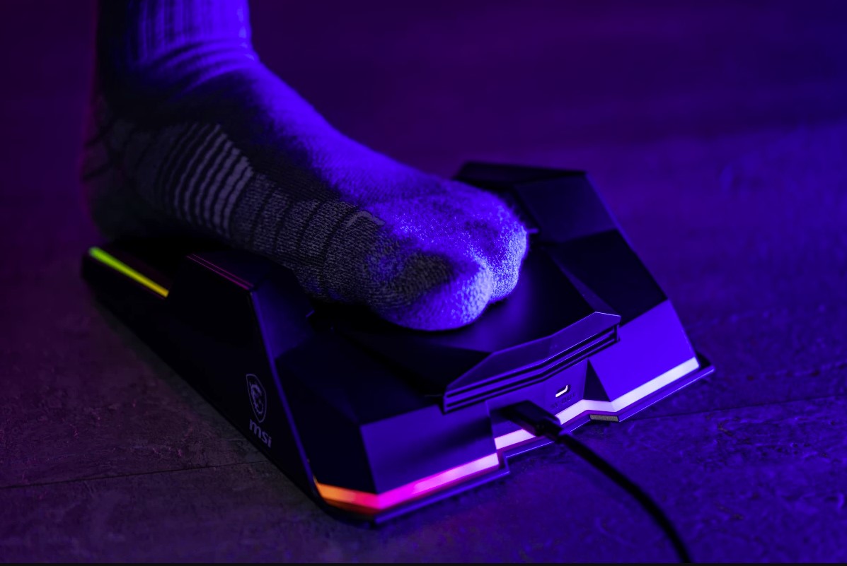 MSI lanza el pedal programable Liberator para juegos y trabajo