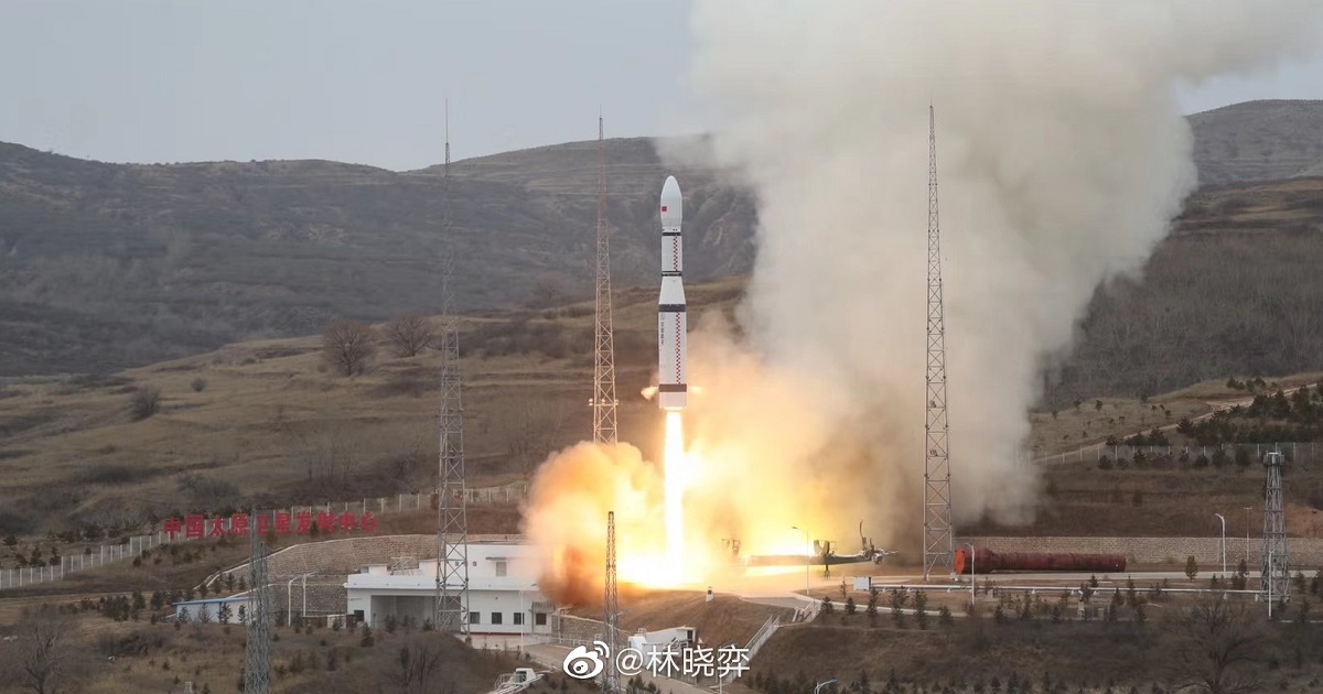 El cohete chino Long March 6A se desplomó en el espacio y ahora sus restos amenazan los satélites Starlink El cohete chino Long March 6A se desplomó en el espacio y ahora sus restos amenazan los satélites Starlink