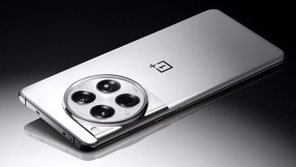 OnePlus 12 con chip Snapdragon 8 Gen 3 ha establecido un nuevo récord AnTuTu con más de 2,33 millones de puntos