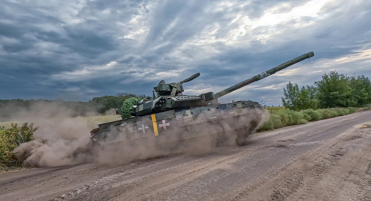 Las Fuerzas de Defensa exhiben un raro tanque ucraniano Oplot que defiende ahora la región de Kharkiv Las Fuerzas de Defensa exhiben un raro tanque ucraniano Oplot que defiende ahora la región de Kharkiv