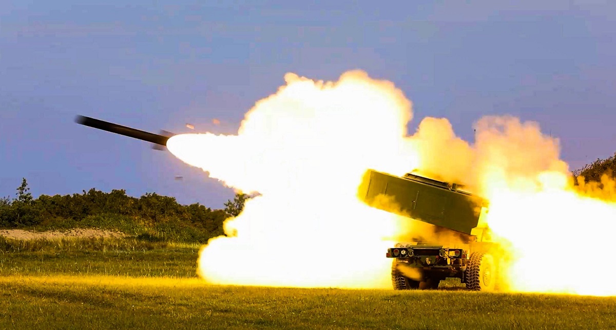 Filipinas quiere misiles supersónicos M142 HIMARS y BrahMos como parte de su programa de modernización militar Filipinas quiere misiles supersónicos M142 HIMARS y BrahMos como parte de su programa de modernización militar