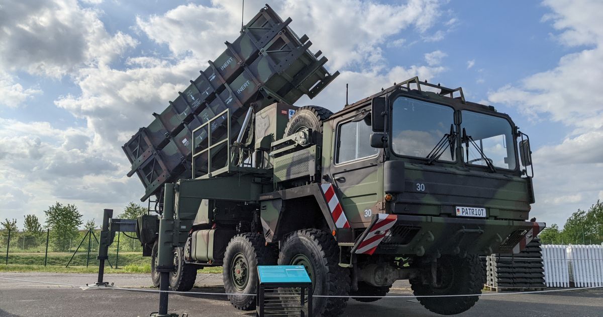 Rumanía podría transferir más sistemas de defensa antiaérea Patriot a Ucrania Rumanía podría transferir más sistemas de defensa antiaérea Patriot a Ucrania