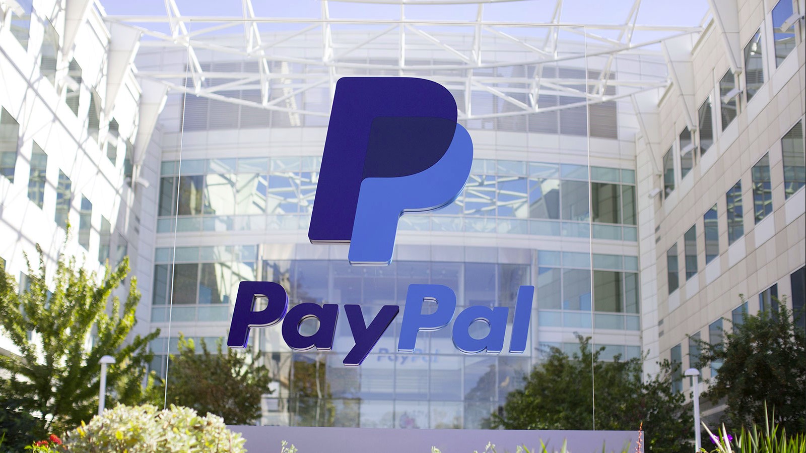 PayPal despide trabajadores para reducir costos PayPal despide trabajadores para reducir costos