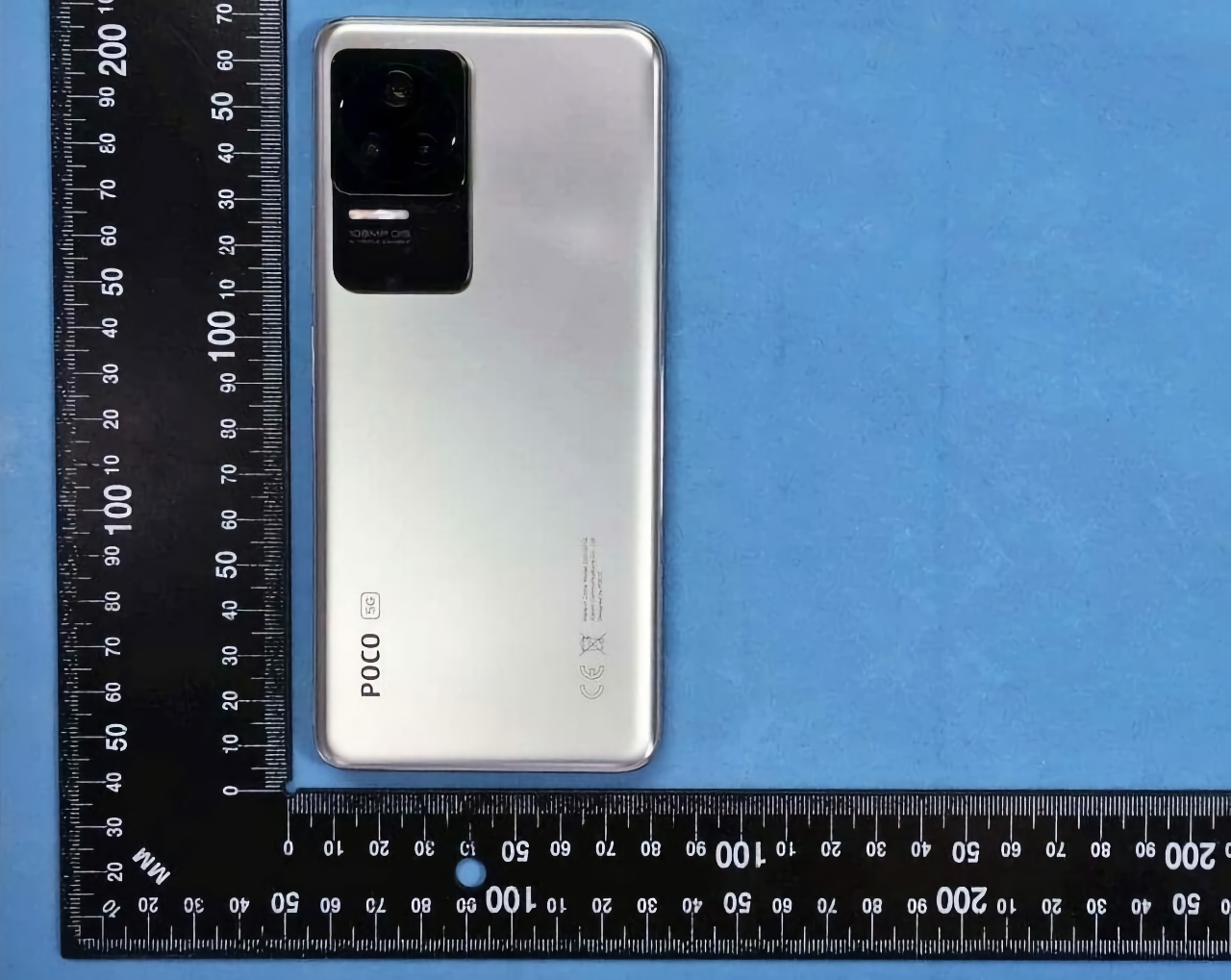 Así será el POCO F4 Pro: un smartphone con chip MediaTek Dimensity 9000 y pantalla OLED 2K a 120 Hz Así será el POCO F4 Pro: un smartphone con chip MediaTek Dimensity 9000 y pantalla OLED 2K a 120 Hz