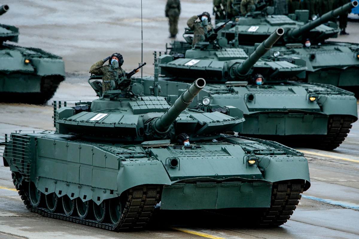 Tras perder miles de tanques en Ucrania, Rusia ha reanudado la producción de motores GTE-1250 después de 30 años y se prepara para fabricar T-80 Tras perder miles de tanques en Ucrania, Rusia ha reanudado la producción de motores GTE-1250 después de 30 años y se prepara para fabricar T-80