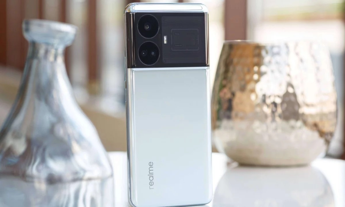 Se filtra el diseño del smartphone Realme GT Neo 6 SE Se filtra el diseño del smartphone Realme GT Neo 6 SE