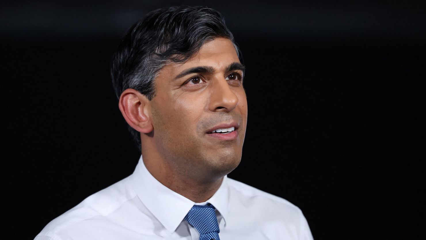 Rishi Sunak promete introducir el servicio civil obligatorio para los jóvenes de 18 años Rishi Sunak promete introducir el servicio civil obligatorio para los jóvenes de 18 años