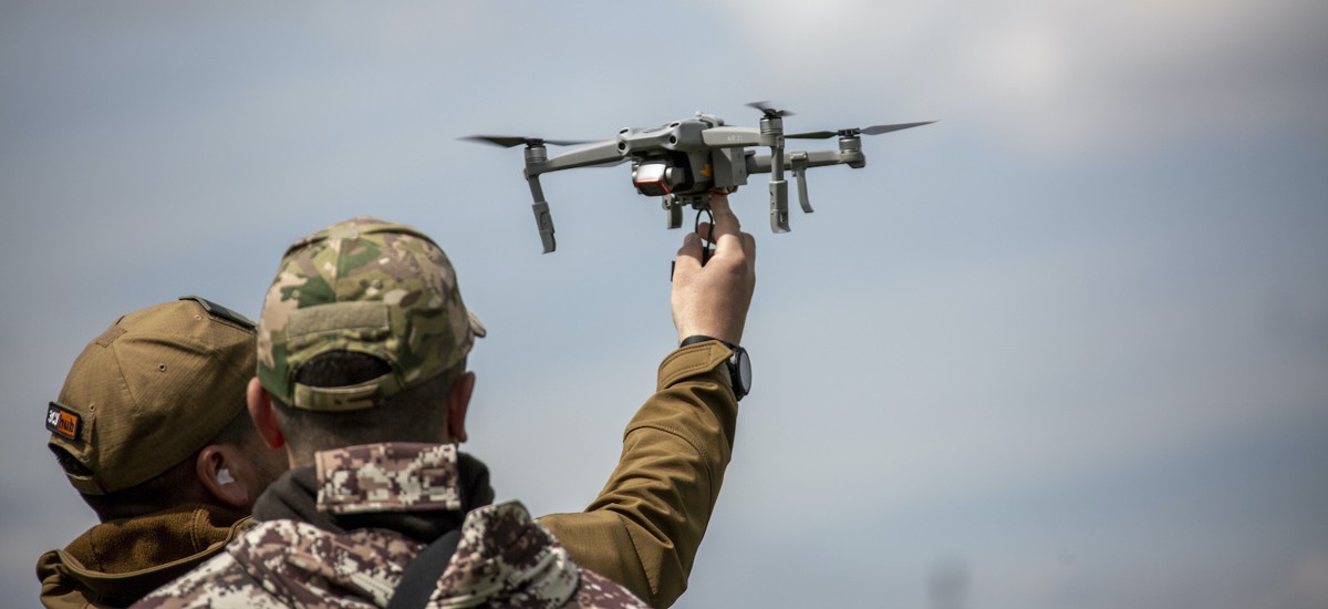 Inspirado en la experiencia ucraniana, el Ejército de EE.UU. quiere drones al estilo ucraniano con equipo de lanzamiento de munición Inspirado en la experiencia ucraniana, el Ejército de EE.UU. quiere drones al estilo ucraniano con equipo de lanzamiento de munición