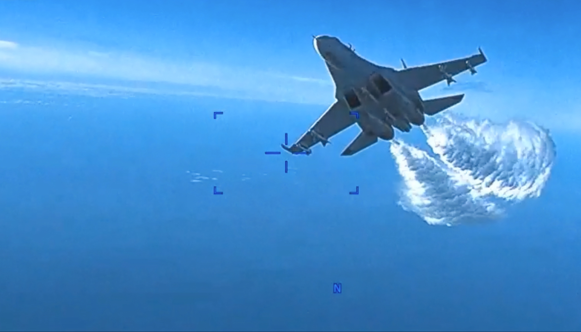 La Fuerza Aérea estadounidense mostró un vídeo de un caza ruso Su-27 colisionando con un UAV estadounidense MQ-9 Reaper sobre el Mar Negro el 14 de marzo La Fuerza Aérea estadounidense mostró un vídeo de un caza ruso Su-27 colisionando con un UAV estadounidense MQ-9 Reaper sobre el Mar Negro el 14 de marzo